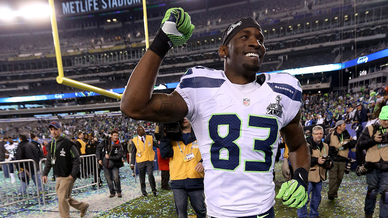 Illustration for article titled The Men of the Seattle Seahawks Are Pretty Easy on the Eyes